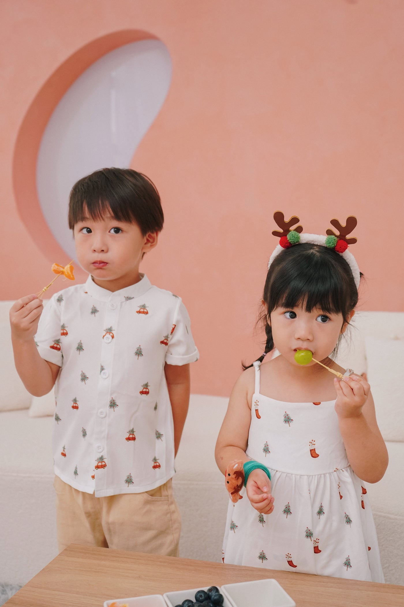 Tinsel & Tots Jingle Mandarin Collared Shirt